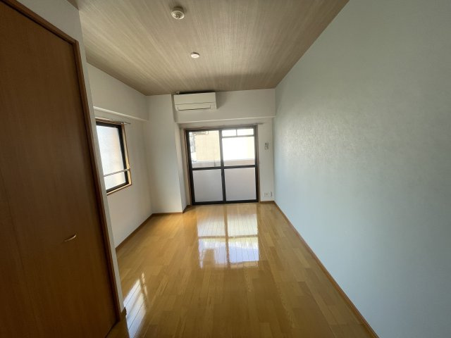 【洋室】 | プリマヴェーラ | 同じ間取りの別の部屋写真です