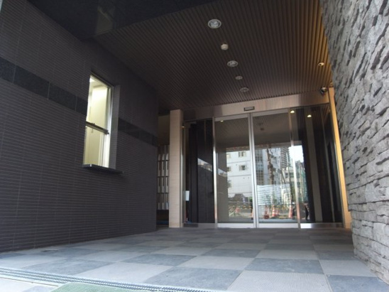 【エントランス】
