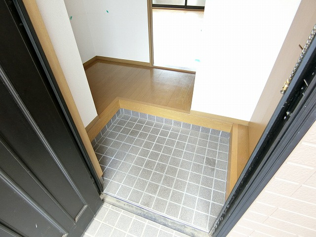 セントラルコートＮの玄関