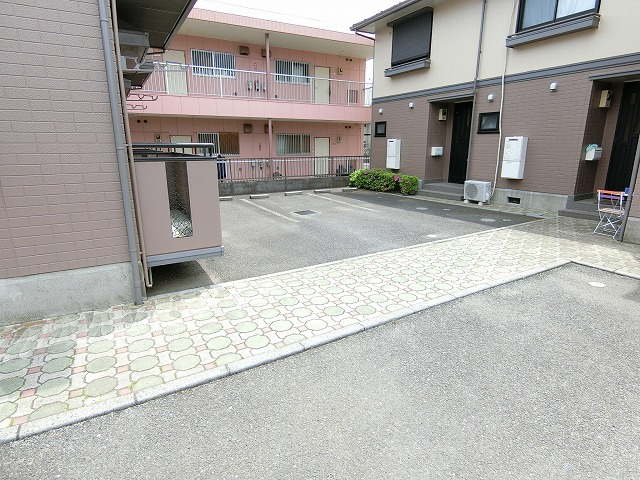 セントラルコートＮの駐車場