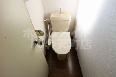 【トイレ】 | オレンジハイツ | ゆったりとした空間のトイレです