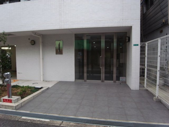 【エントランス】