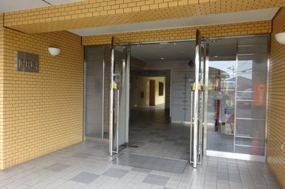 【エントランス】 | ペルル中山南参番館