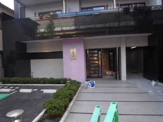 【エントランス】