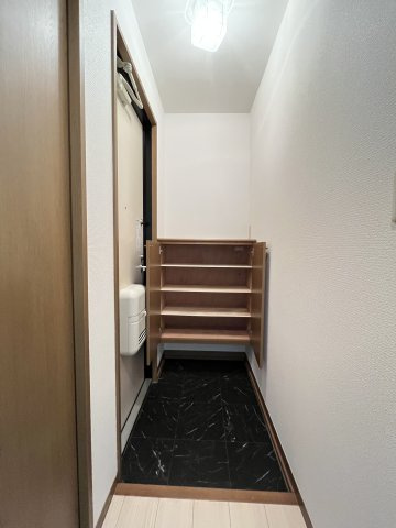 ヴィラ西福原D棟の収納