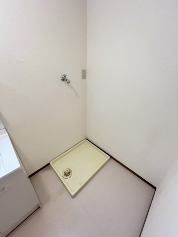 ヴィラ西福原D棟の洗面所