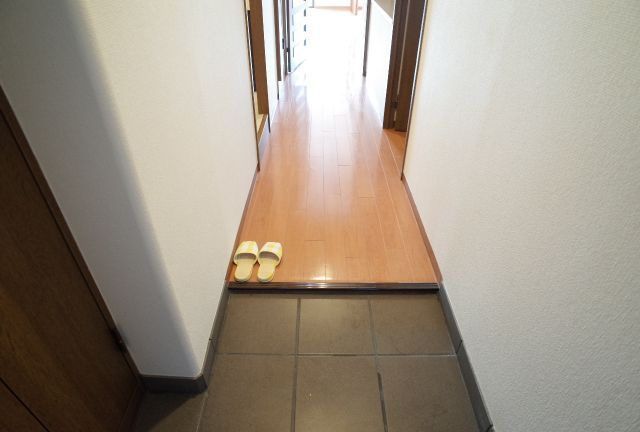 【玄関】 | サンプラザ本山南