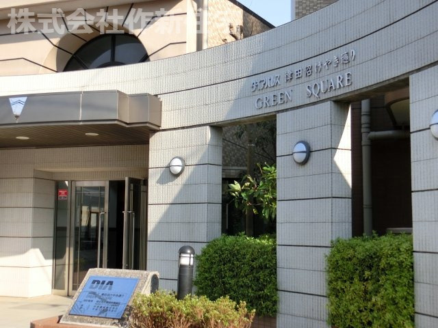 ダイヤパレス津田沼けやき通りグリーンスクエア　４階部分のエントランス
