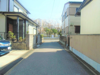 【前面道路含む現地写真】