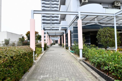 【エントランス】 | グリーンスクェア新北島1号棟