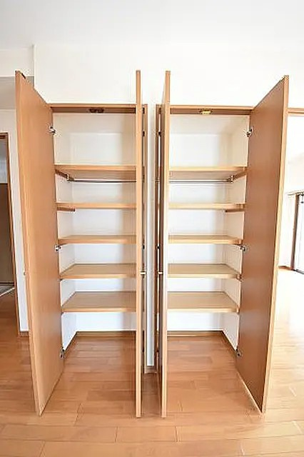 プレサンス神戸みなと元町の収納