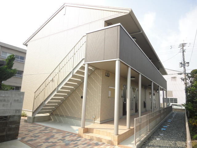 Ｄ－ｒｏｏｍ都（ディールームミヤコ）【10，000円キャッシュバック対象物件】の外観|建物外観を気になさる方へ、見た目の良い物件です