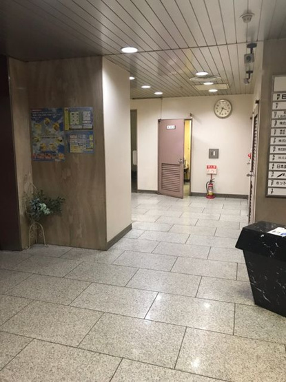 【ロビー】 | 日進ビルディング