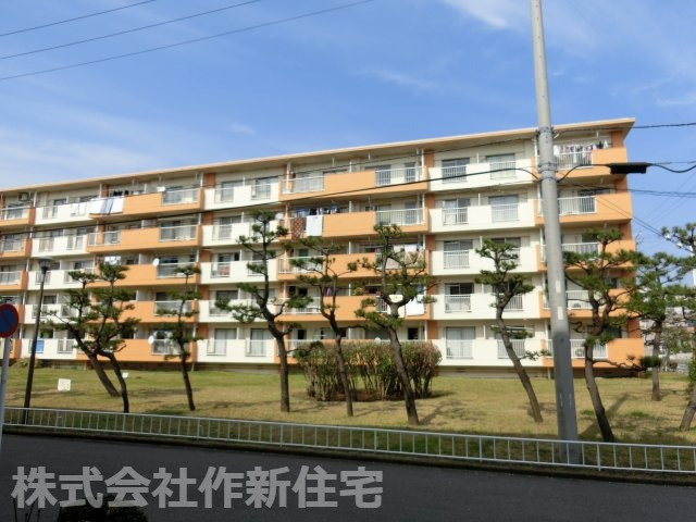 袖ケ浦住宅　１階部分の外観