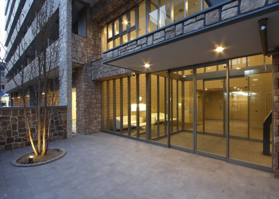 【エントランス】