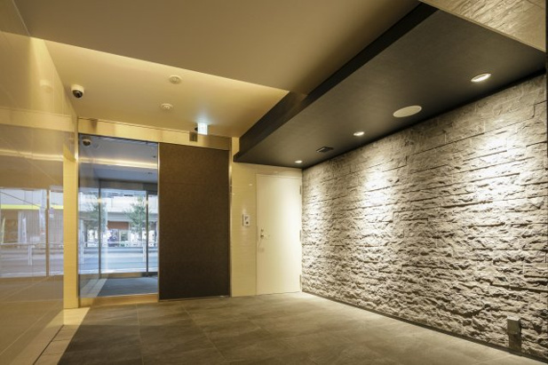 【エントランス】