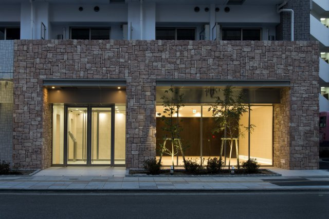 【エントランス】