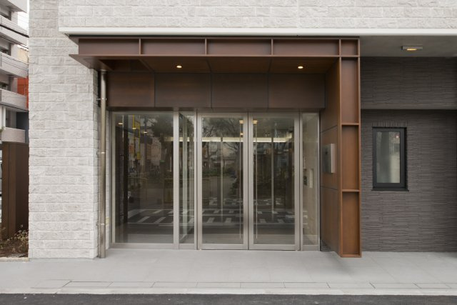 【エントランス】