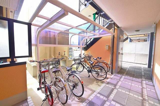 シティパレスやすらぎの道Ｐ３のその他共用部分|駐輪場