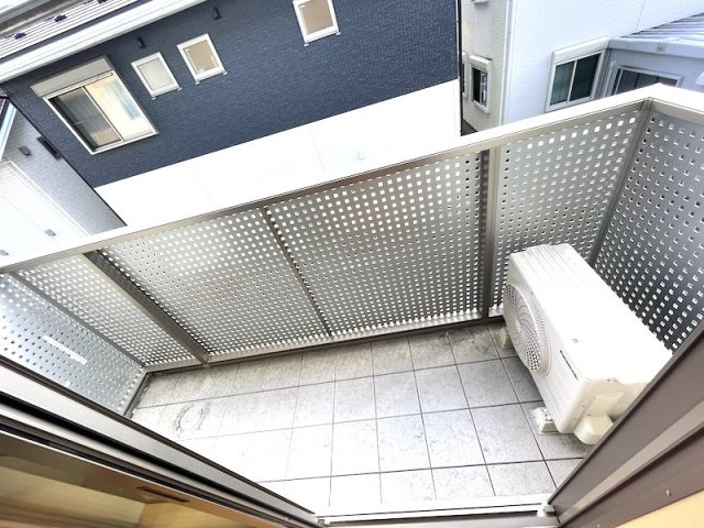 メゾンマスト盛南中央Ⅲのバルコニー