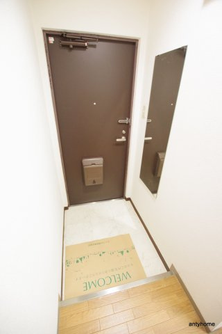 ホルス240　仲介手数料無料の玄関