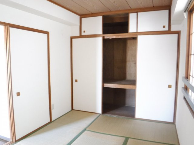 マンション峰岸の収納