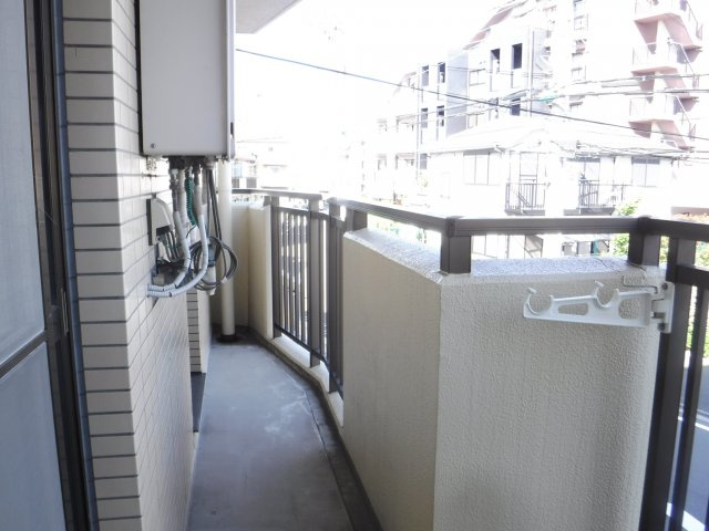 マンション峰岸のバルコニー