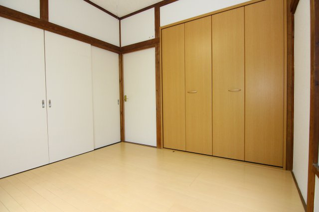 佐藤荘の洋室