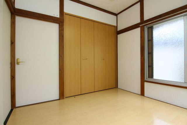 佐藤荘の洋室