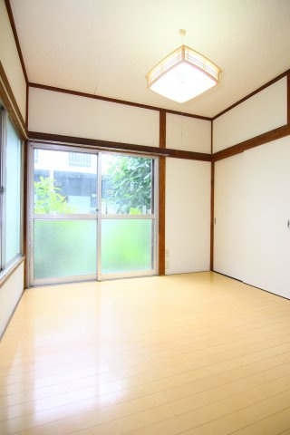 佐藤荘の洋室
