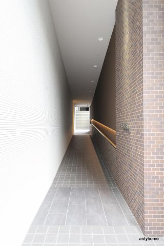 エスキュート西天満　仲介手数料無料のロビー