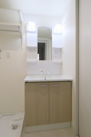 ガーデンヒルズ市ヶ谷の洗面所|※反転タイプ別室参考写真