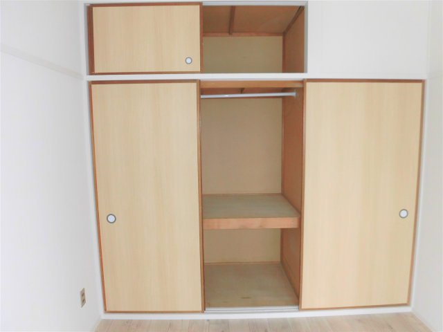 森産ビルの収納