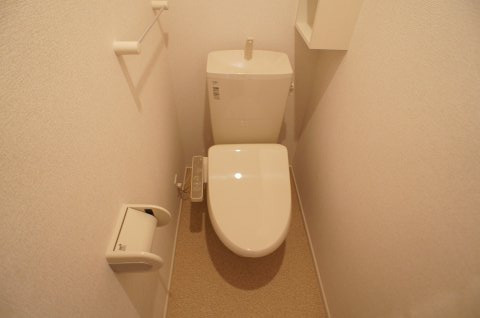 【トイレ】 | ヴィルヌーブ12 | トイレです