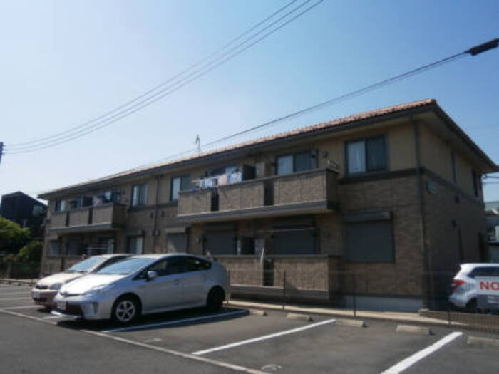 ソレイユ新吉田東の外観