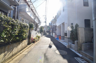 【前面道路含む現地写真】 | 現地見学や資料請求などお気軽にお問合せ下さい。
周辺環境とあわせて現地もご案内致します。