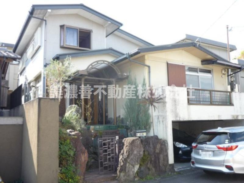 ５３８５０　岐阜市長良中古戸建ての外観