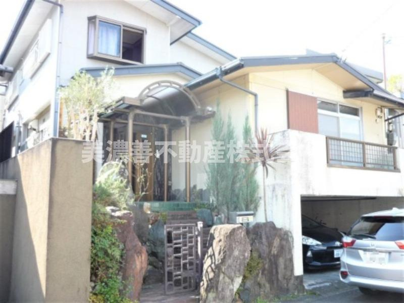 ５３８５０　岐阜市長良中古戸建ての外観