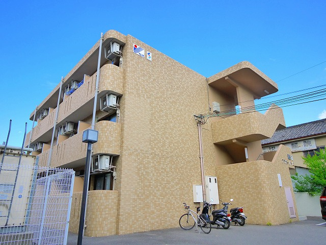 プラボー・パーヒの外観|外観もきれいです