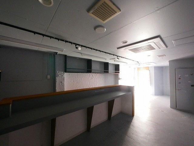 早野ビルの内装