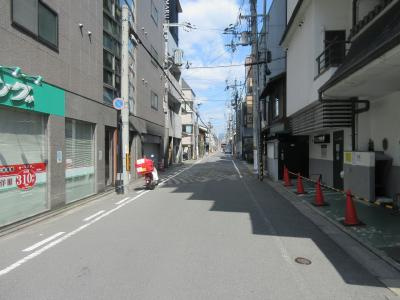 グランドパレス御池の周辺|前面道路（釜座通）
