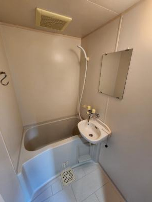 グランドパレス御池の浴室