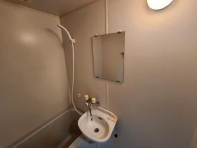 グランドパレス御池の洗面所|浴室洗面