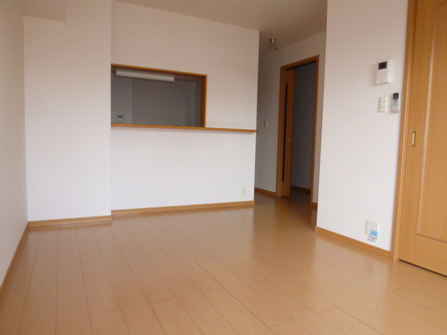 グローリアBの居間・リビング|ダイニング