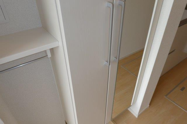 セイバリーKⅢの玄関|シューズボックス