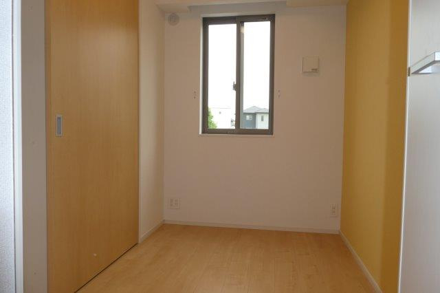 セイバリーKⅢの寝室|洋室