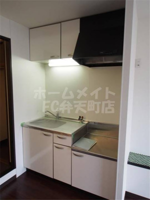 【キッチン】 | ＺＥＲＯ弁天 | コンパクトなキッチンで掃除もラクラク