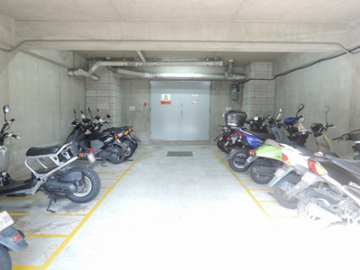 【その他共用部分】 | サンライズ片倉 | 敷地内バイク置場