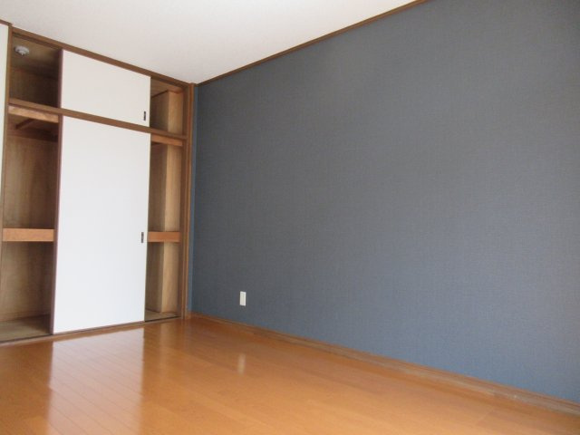 マンションサエイの洋室