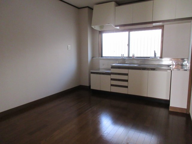 マンションサエイの居間・リビング